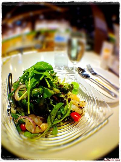 สลัดผักร้อคเก็ตครับ อร่อย คราวหน้าจะมาซ้ำ ที่ ร้านอาหาร Spaghetti Factory Central ลาดพร้าว
