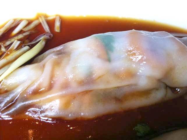 ก๋วยเตี๋ยวหลอด ที่ ร้านอาหาร Déjà Vu