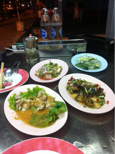 ร้านอาหาร ฮั้วโภชนา