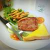 ร้านอาหาร สเต็กลุงหนวด