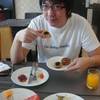 หยิบมากินเต็มโต๊ะ ^^ ที่ ร้านอาหาร ห้องอาหาร DMY TSIX5 Hotel พัทยา