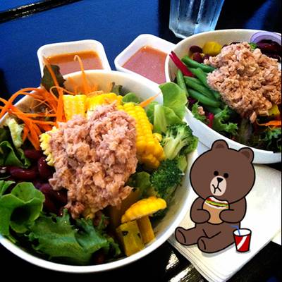 ร้านอาหาร Fresh Boxx