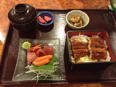 ร้านอาหาร Uomasa (อุโอะมาสะ)