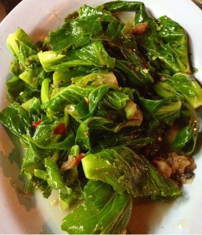 ร้านอาหาร น้องแสตมป์
