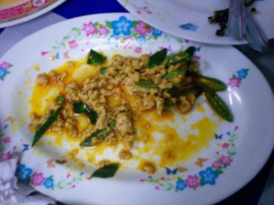 คั่วกลิ้งหมู ที่ ร้านอาหาร เจอาร์ อาหารไทย-จีน