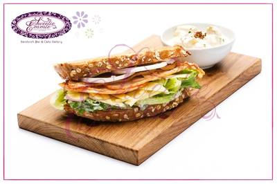 Chicken Caesar Sandwich ที่ ร้านอาหาร Sweetie Emmie
