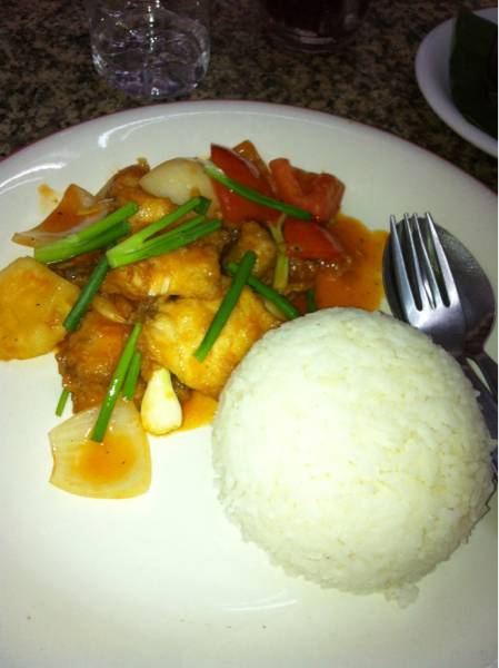 ร้ายแดงดำ พัทยา ที่ ร้านอาหาร ร้านแดงดำ พัทยา