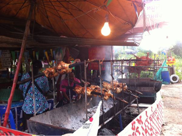 ร้านอาหาร สุกัญญาหมูไก่หัน