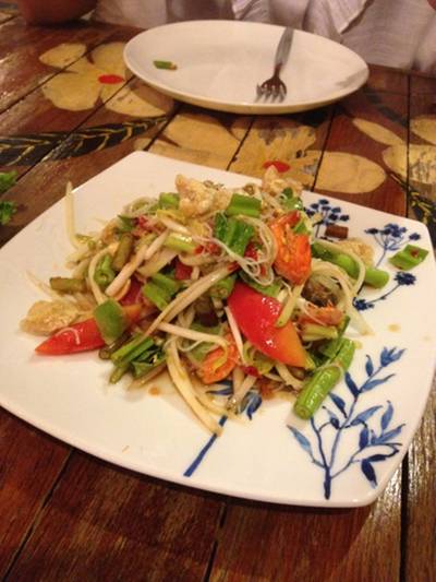 ร้านอาหาร ส้มตำไฮโซแซ่บ ร้านอาหาร ส้มตำไฮโซแซ่บ
