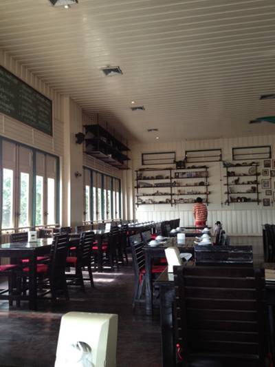 ร้านอาหาร สองฝั่งคลอง รีสอร์ทเรสเตอรอง