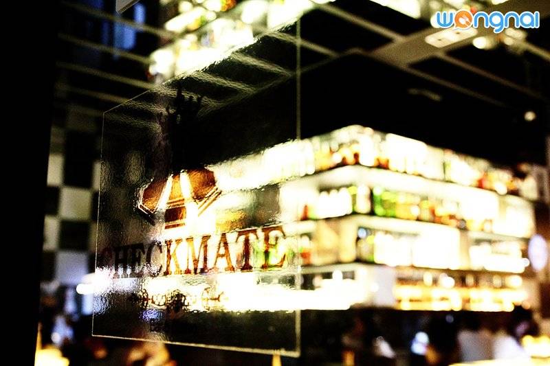 ร้านอาหาร Checkmate Bar & Bistro