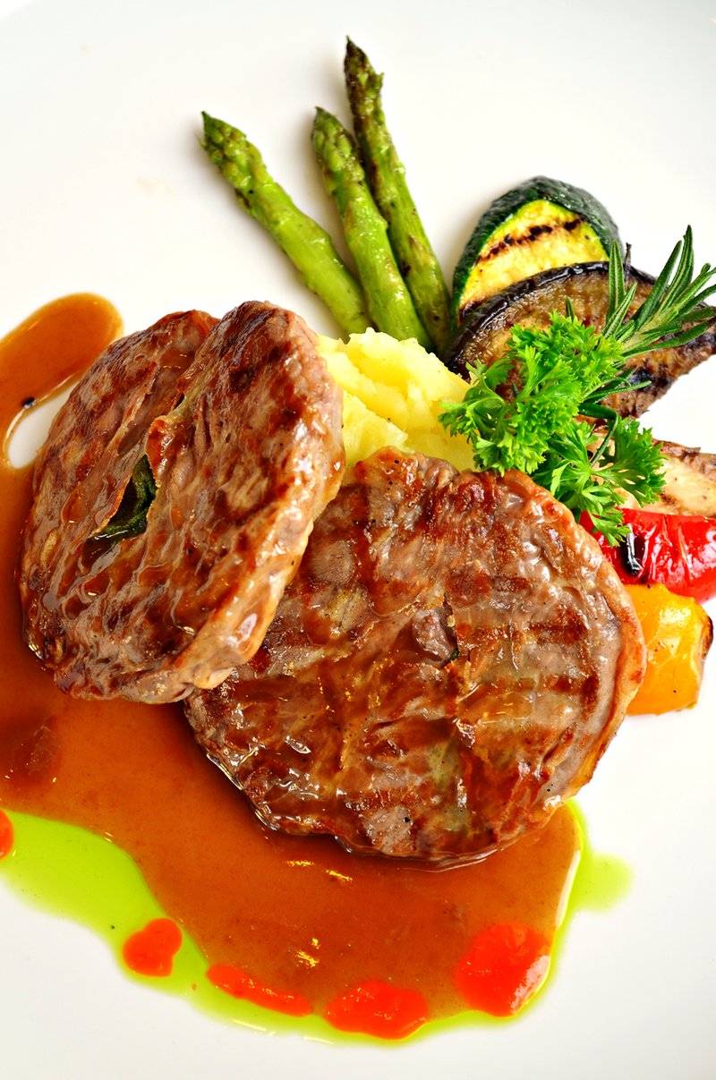 ciao เชาว์ ที่ ร้านอาหาร Ciao Cafe & Wine Boutique