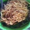 ราดหน้าหมี่กรอบ ที่ ร้านอาหาร แพวัดแหลม