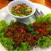 ยำทูน่าฟู ที่ ร้านอาหาร โบราณยังหวานอยู่