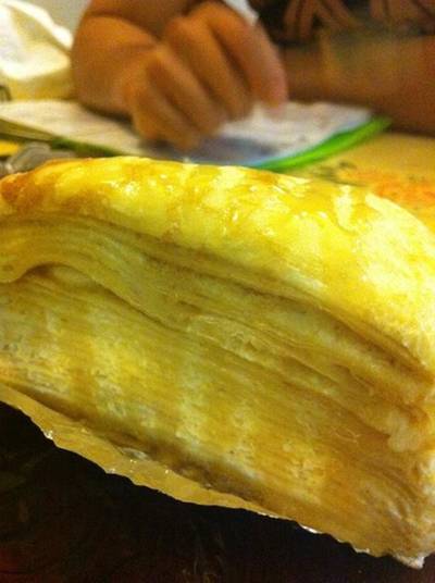 เครปเค้กวนิลลา ที่ ร้านอาหาร Little Big เครปเค้กวนิลลา ที่ ร้านอาหาร Little Big