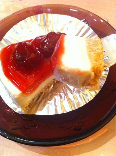 สตรอเบอรี่ชีสเค้ก ที่ ร้านอาหาร Little Big สตรอเบอรี่ชีสเค้ก ที่ ร้านอาหาร Little Big