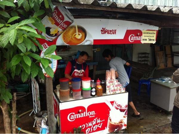 ร้านเล็กๆแต่มีหลากหลายน้ำ ที่ ร้านอาหาร ซัคเซสกาแฟ