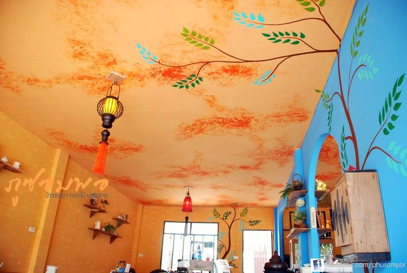 ร้านภูซอมพอ ที่ ร้านอาหาร ร้านภูซอมพอ ข้าวซอยสมุนไพร
