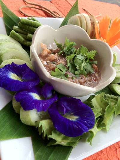 น้ำพริกกุ้งสด ที่ ร้านอาหาร เพียงไพร
