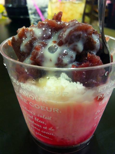 ของหวานของร้าน น้ำแข็งไสใส่ถั่วแดง ที่ ร้านอาหาร Salang Korean BBQ Buffet  สุขุมวิท 93