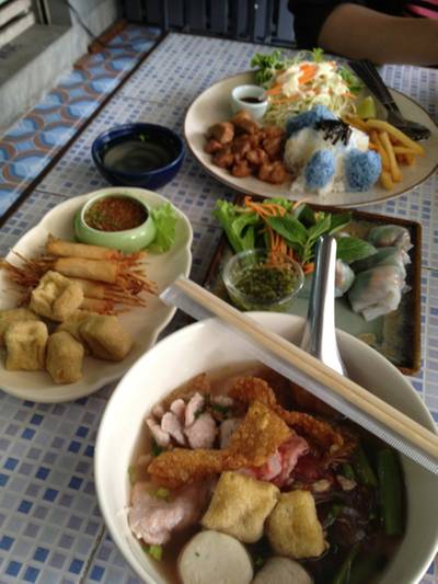 ร้านอาหาร ร้านก๋วยเตี๋ยวลีลา