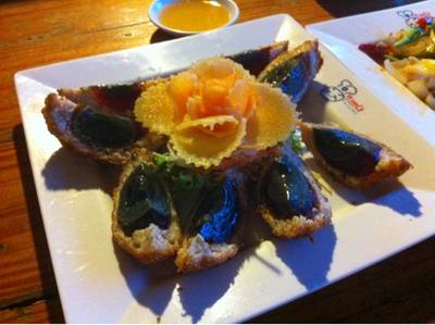 ร้านอาหาร บ้านสวนไข่แก้ว