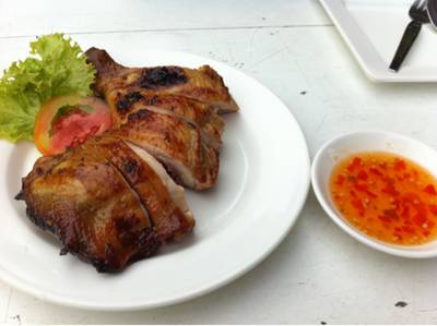 ร้านอาหาร ส้มตำพอใจ