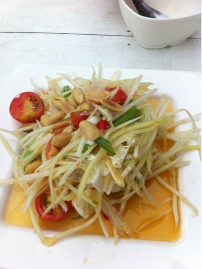 ร้านอาหาร ส้มตำพอใจ