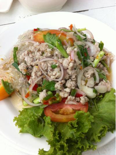 ร้านอาหาร ส้มตำพอใจ