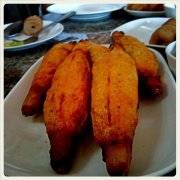 กุ้งพันอ้อย ดุ้นโตๆ ที่ ร้านอาหาร พรแหนมเนือง