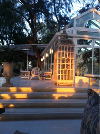 ร้านอาหาร The Glass House