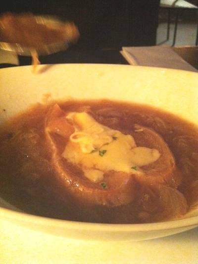 ซุปหัวหอม ที่ ร้านอาหาร GoodFellas Wine & Eatery