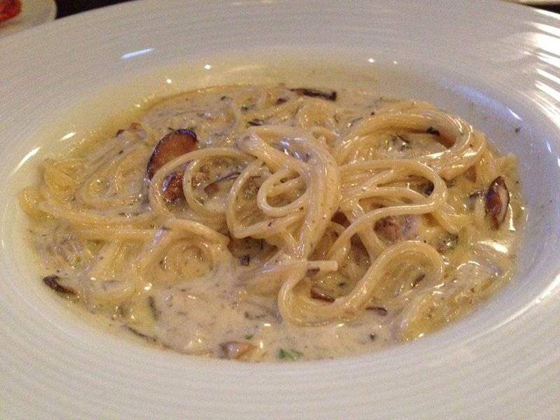 ร้านอาหาร Nangkwak Wine Bar & Italian Bistro
