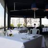 เลือกที่ริมหน้าต่างเลยละกัน จะได้เห็นวิวชัดๆ^^ ที่ ร้านอาหาร Fuzio Stylish Italian Cuisine