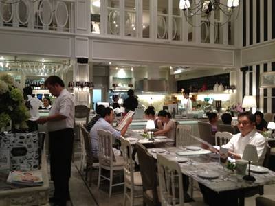 ร้านอาหาร Audrey Cafe & Bistro ทองหล่อ