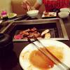อร่อยค่ะ ชอบเห็ดออรินจิ หอย แล้วก็ไอศครีมเผือก ที่ ร้านอาหาร Toh Kai Esplanade