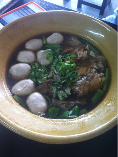 ร้านอาหาร เกาเหลาเนื้อตุ๋น ฝูเซิ่ง