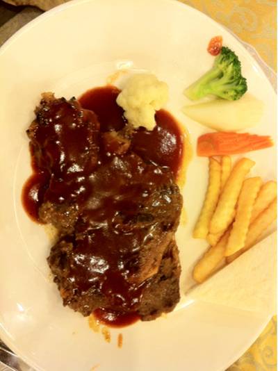 Ribeye steak ที่ ร้านอาหาร สินธร สเต็กเฮ้าส์ Ribeye steak ที่ ร้านอาหาร สินธร สเต็กเฮ้าส์
