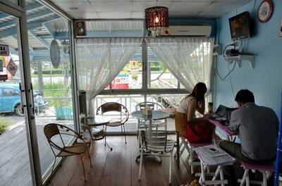 ร้านอาหาร Coffee De Ruk