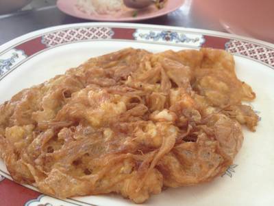 ไข่เจียวฟู ที่ ร้านอาหาร ลัดดาแลนด์ ไข่เจียวฟู ที่ ร้านอาหาร ลัดดาแลนด์