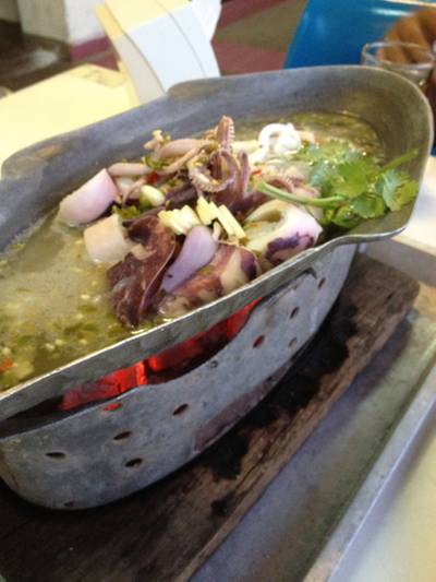 ร้านอาหาร ศาลาสุขใจ