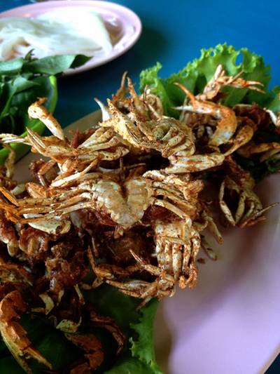 ปูตะกอยทอด ที่ ร้านอาหาร ส้มตำหน้าเมือง พัทยาเหนือ