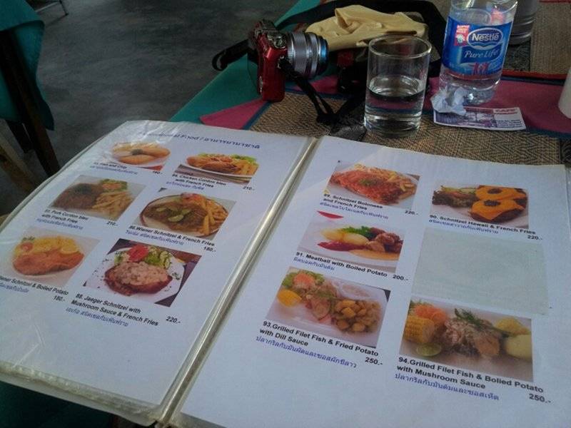 Elephant Cafe & Restarant @ Karon ที่ ร้านอาหาร Elephant Cafe & Restarant Karon