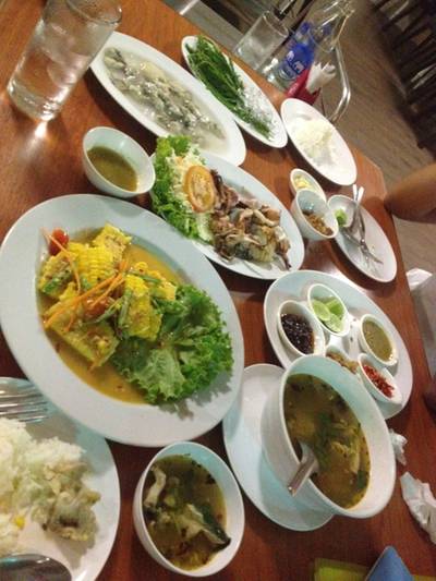 ร้านอาหาร แซบชัวร์ ร้านอาหาร แซบชัวร์