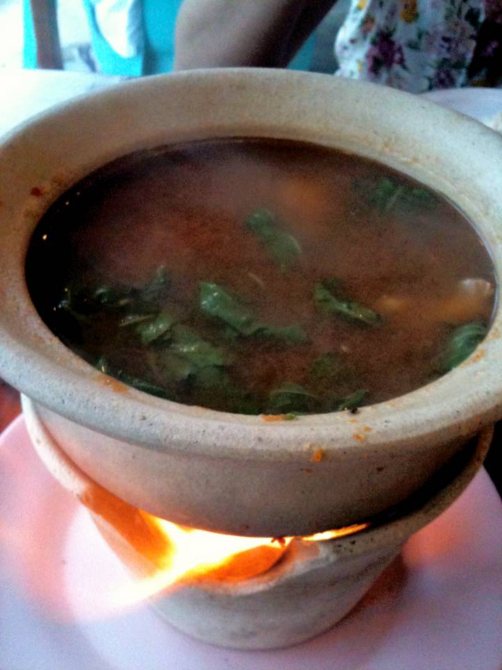 ร้านอาหาร ครัวแจ๋ว