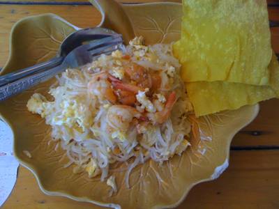 ร้านอาหาร ผัดไทไข่ปู จอมยุทธหญิง