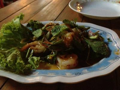 ร้านอาหาร ครัวทองแดง