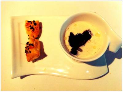 Truffle Soup ที่ ร้านอาหาร Harvey
