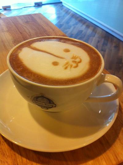 Rabbit Latte ที่ ร้านอาหาร Brown Berry Cafe and Bar
