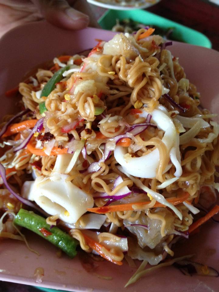 ร้านอาหาร ส้มตําเจ๊เก๋อ